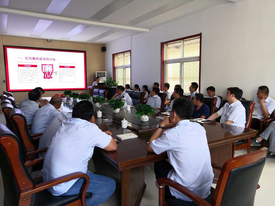 趙振華實地調研六國扶貧項目時要求    努力做強做優(yōu)集體產(chǎn)業(yè)   帶動更多群眾脫貧致富