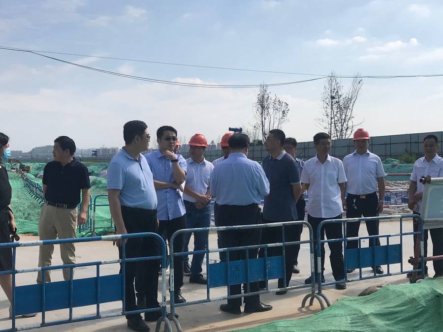 公司與阿里云簽署合作協(xié)議