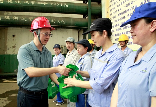 集團公司領導開展高溫慰問活動